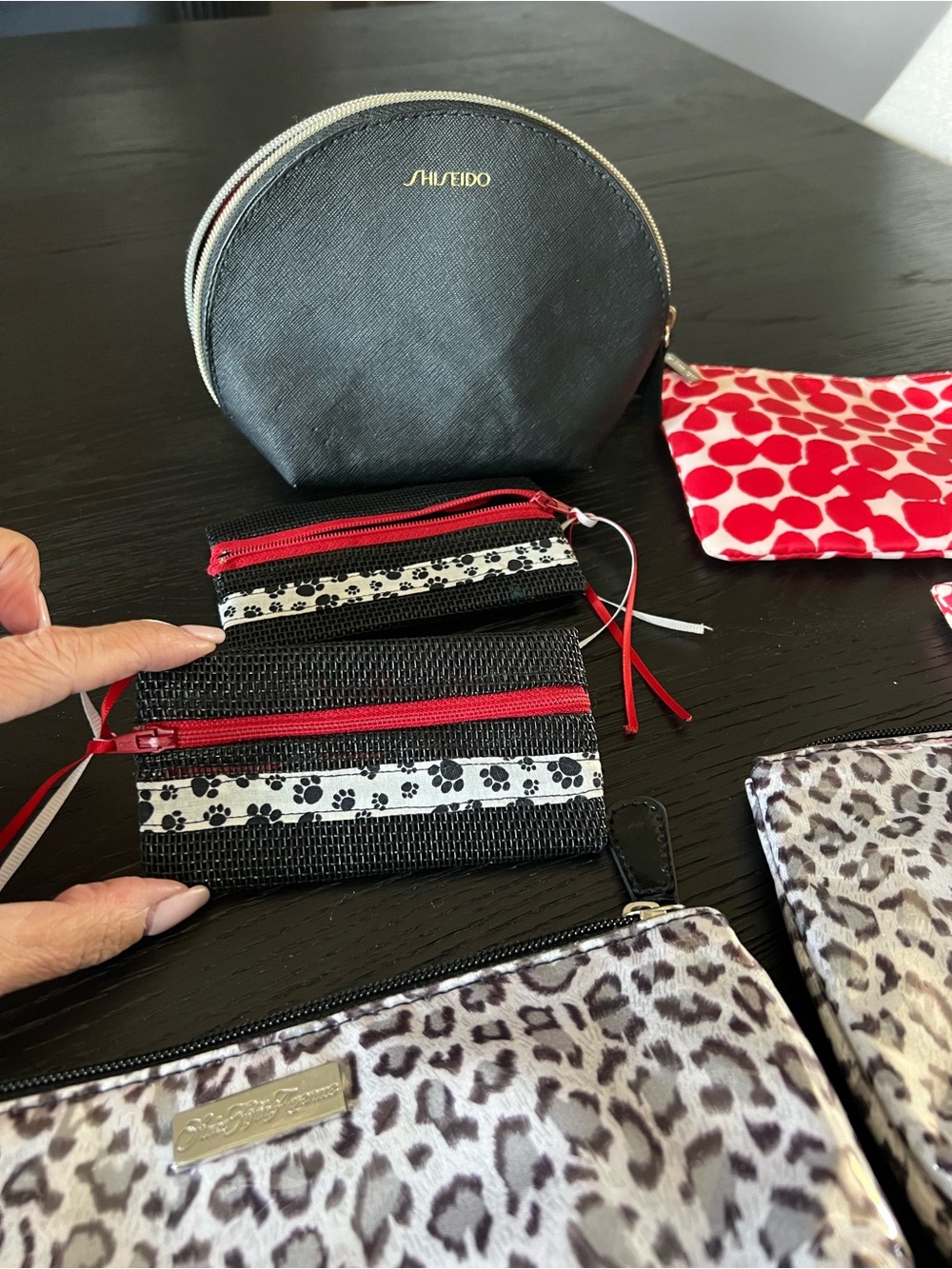 LARGE LOT COSMETIC BAGS - Picture 3 of 10